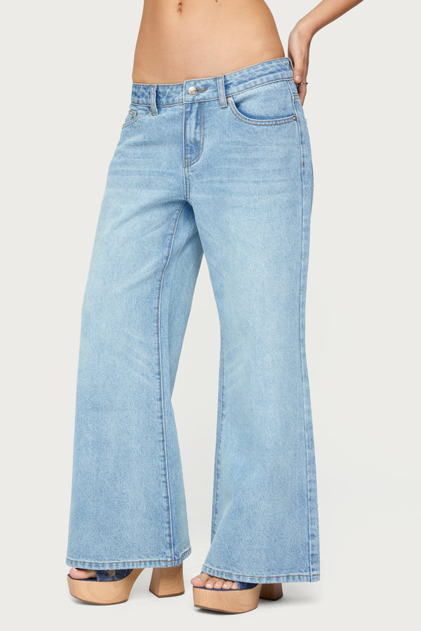 Edikted Petite Low Rise Wide Leg Jeans Light Blue