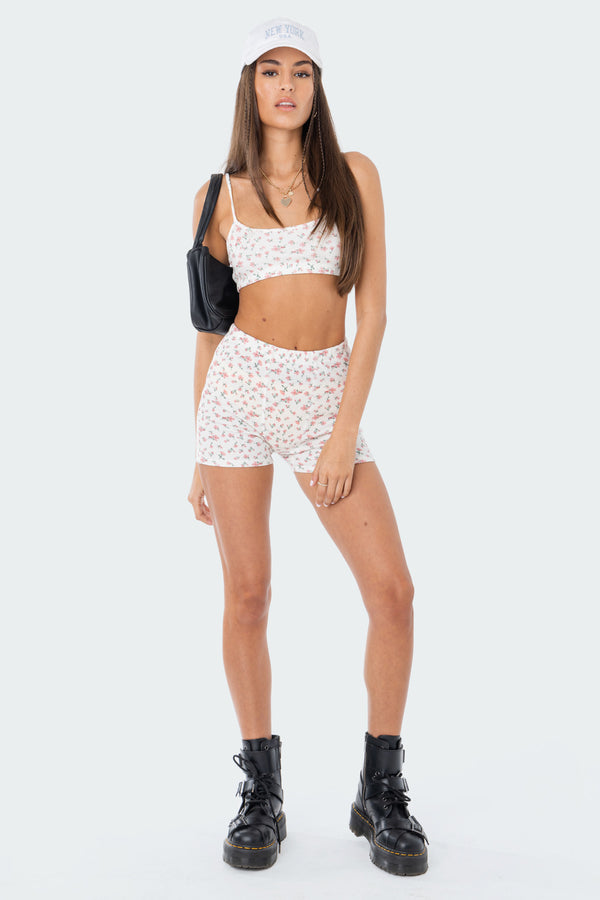 edikted Primrose Waffle Shorts cream