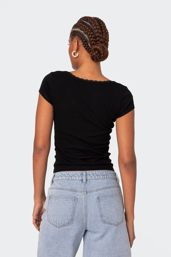 Edikted Priscilla Lace Trim T Shirt Black