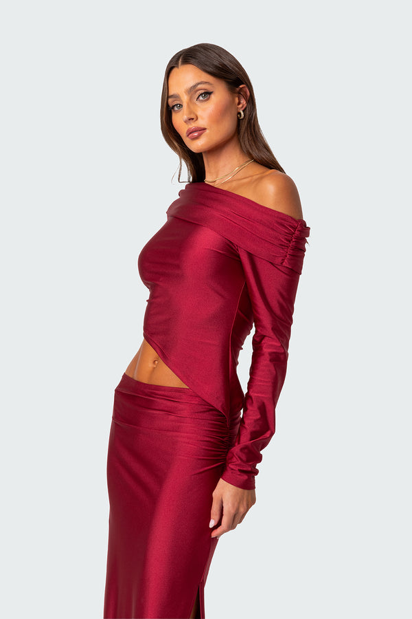 Edikted Reema Shiny Fold Over Top Red