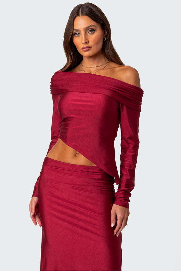 edikted Reema Shiny Fold Over Top red