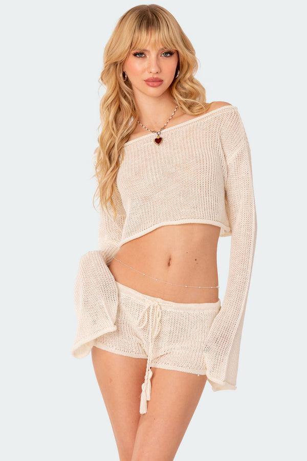 edikted Riya Off Shoulder Knitted Crop Top cream