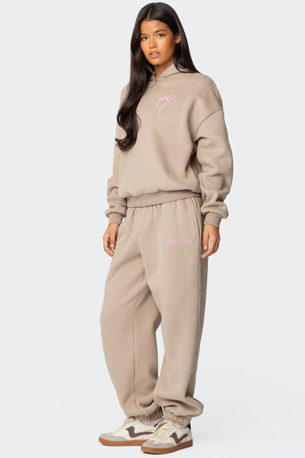 Edikted Sasha Bow Detail Sweatpants Beige