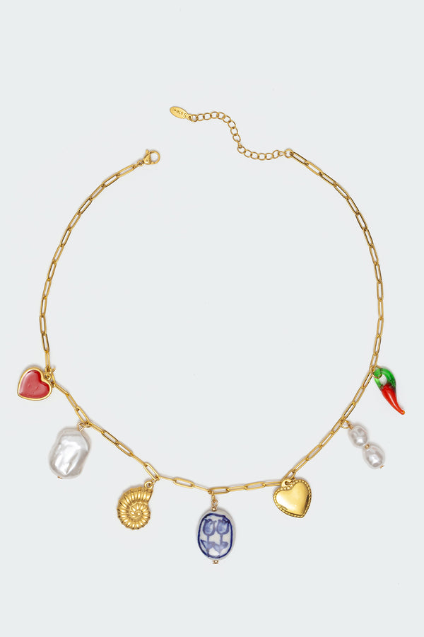 Edikted Seaside Sweetheart Charm Necklace Mix
