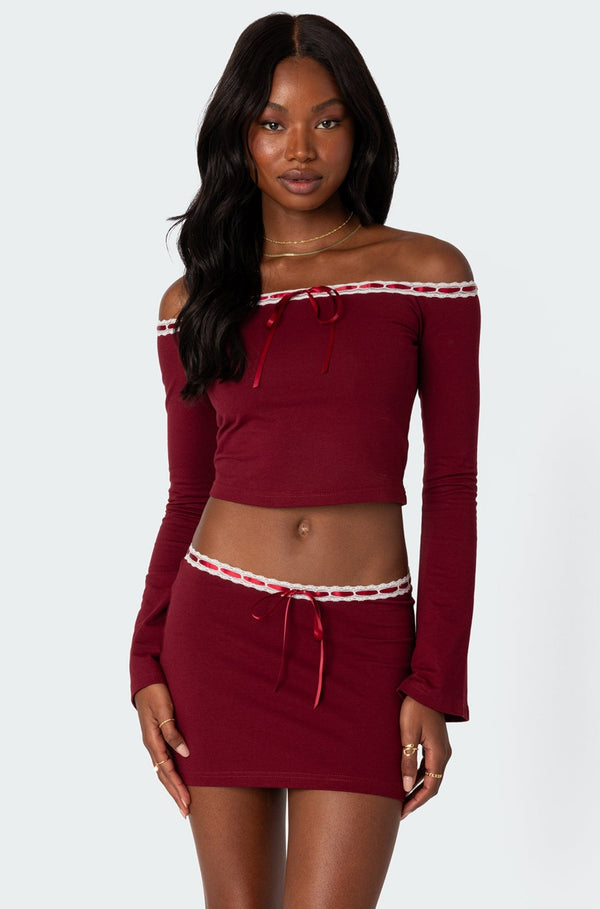 edikted Seline Ribbon Trim Top burgundy