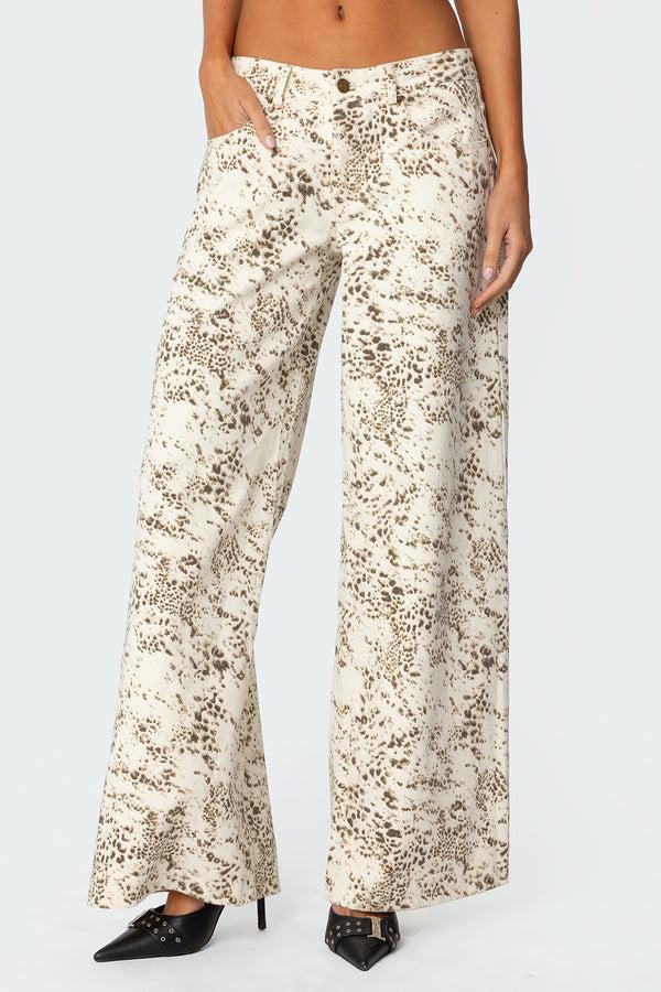 Edikted Snow Leopard Low Rise Baggy Jeans Cream