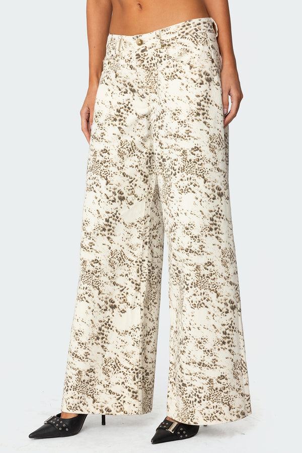 Edikted Snow Leopard Low Rise Baggy Jeans Cream