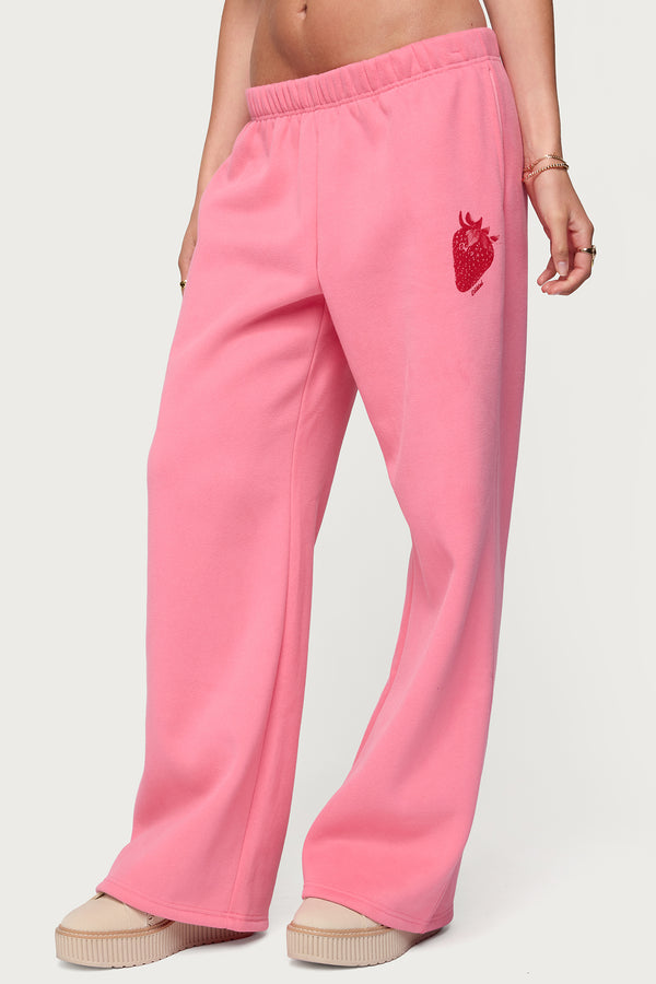 Edikted Strawberry Babe Sweatpants Pink