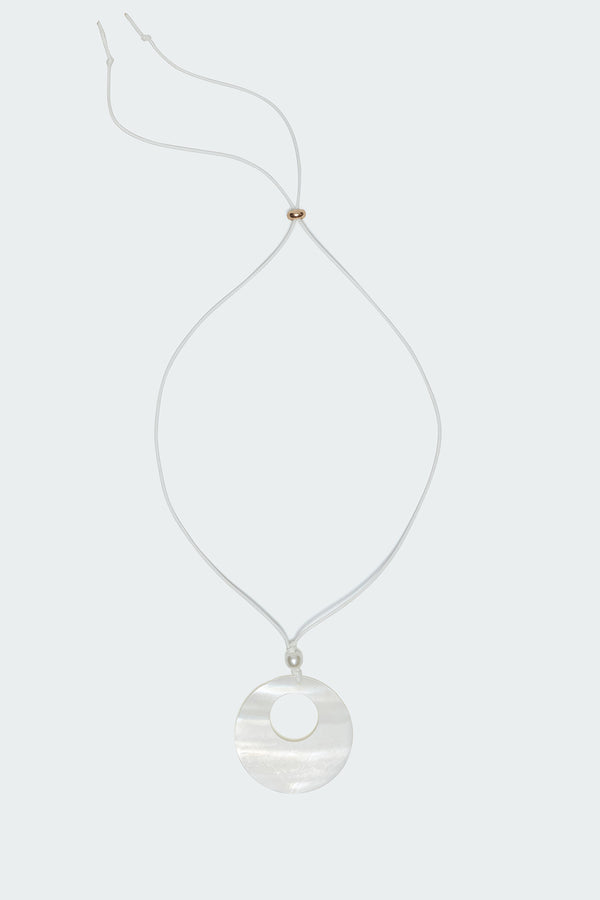 Edikted Sunshine Pendant String Necklace White