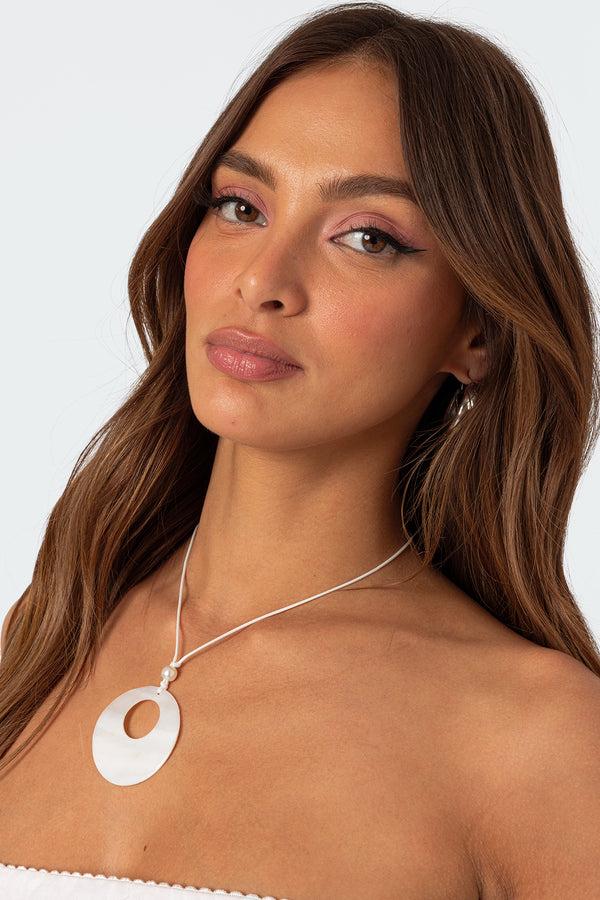 edikted Sunshine Pendant String Necklace white