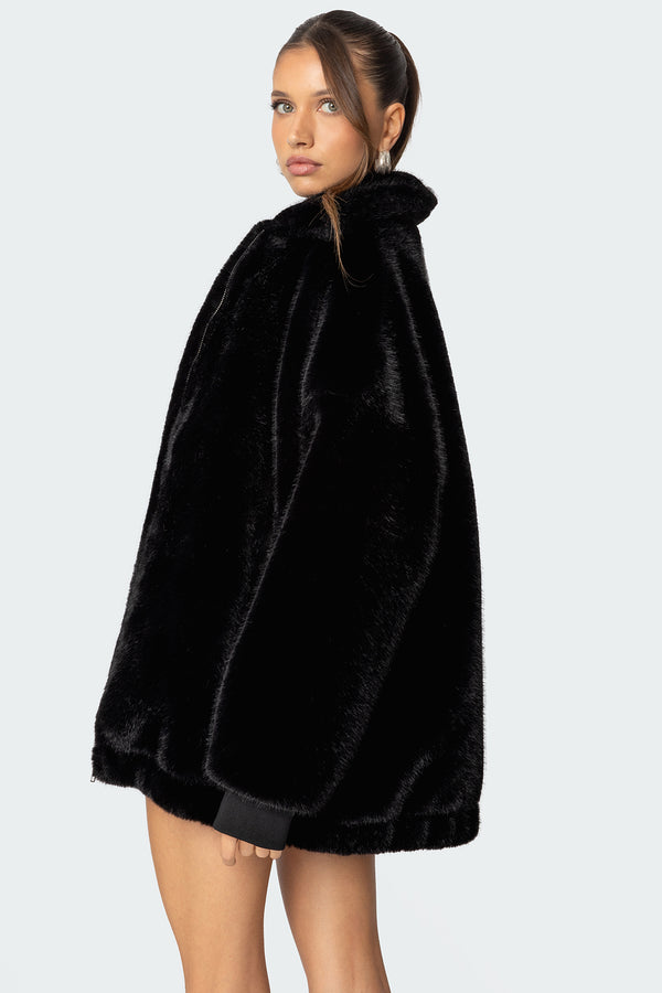 Edikted Taylor Oversized Faux Fur Jacket Black