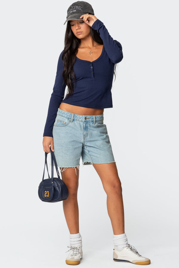 edikted Tomboy Low Rise Denim Shorts light blue