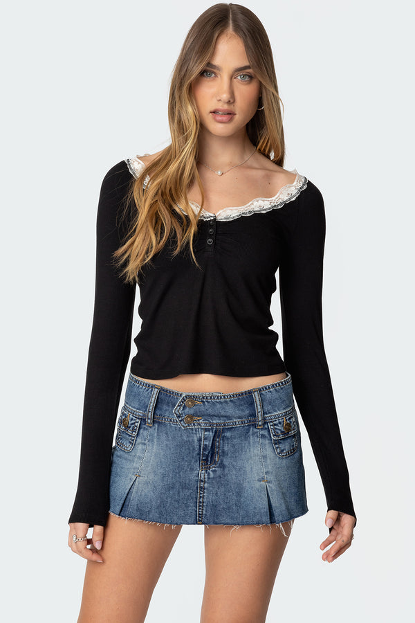 edikted Tracey Lace Trim Top black