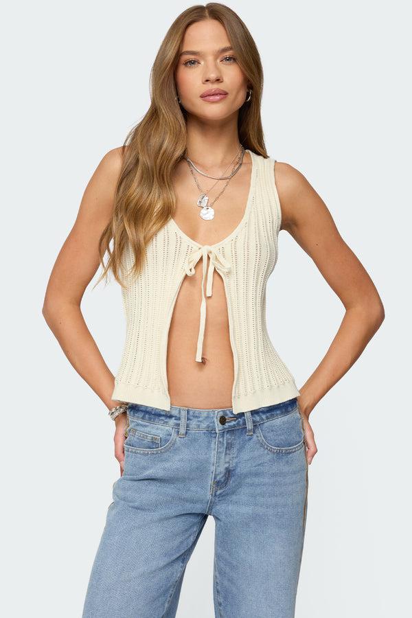 edikted Verona Split Front Knit Top cream