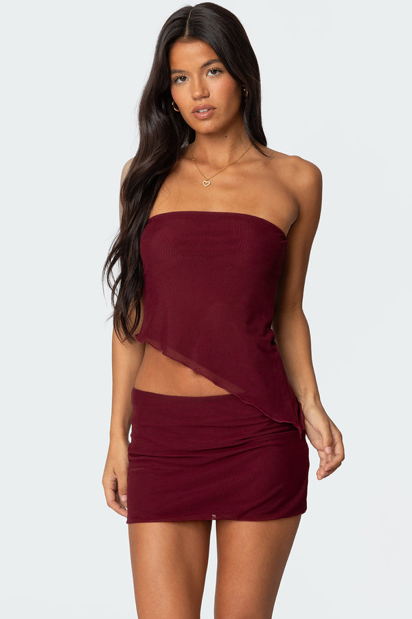 edikted Vivi Mesh Asymmetric Tube Top burgundy