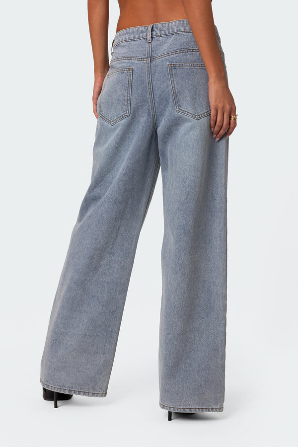 Edikted Wynn Low Rise Oversized Jeans Light Blue