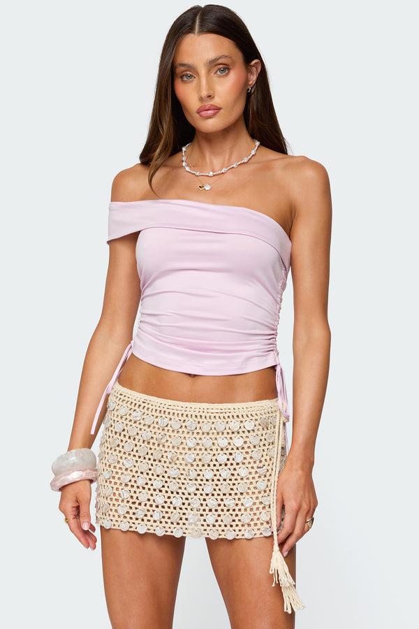 edikted Yafa Asymmetric Off Shoulder Top purple