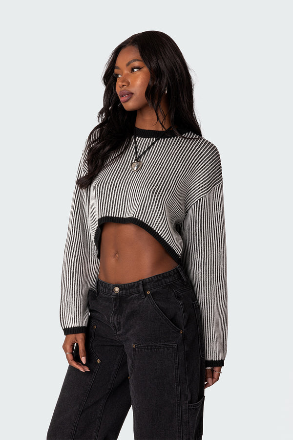 Edikted Gwenyth Textured Cropped Sweater Black And White