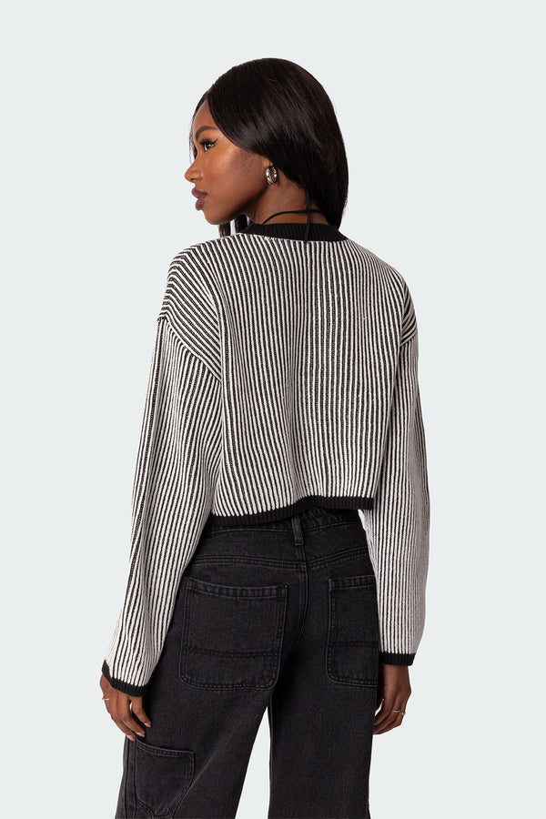 Edikted Gwenyth Textured Cropped Sweater Black And White