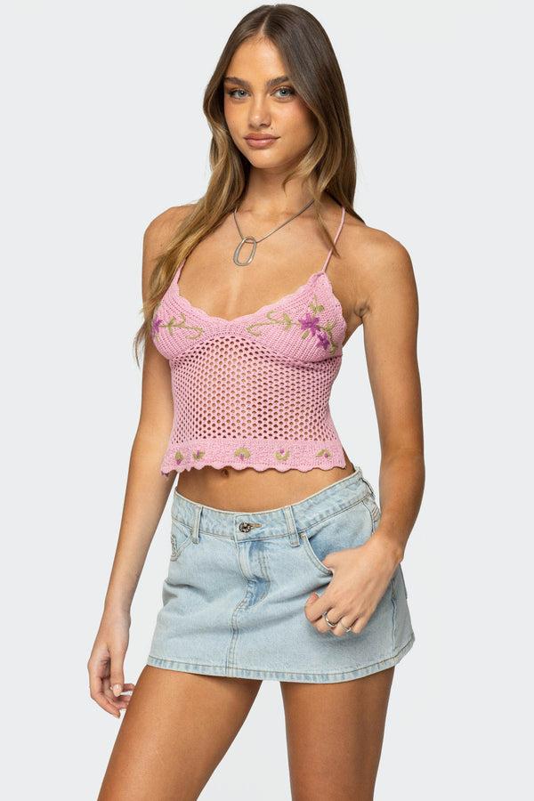Edikted Quince Backless Embroidered Crochet Top Pink