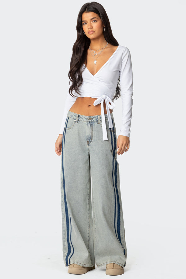 edikted Side Stripe Washed Low Rise Jeans light blue